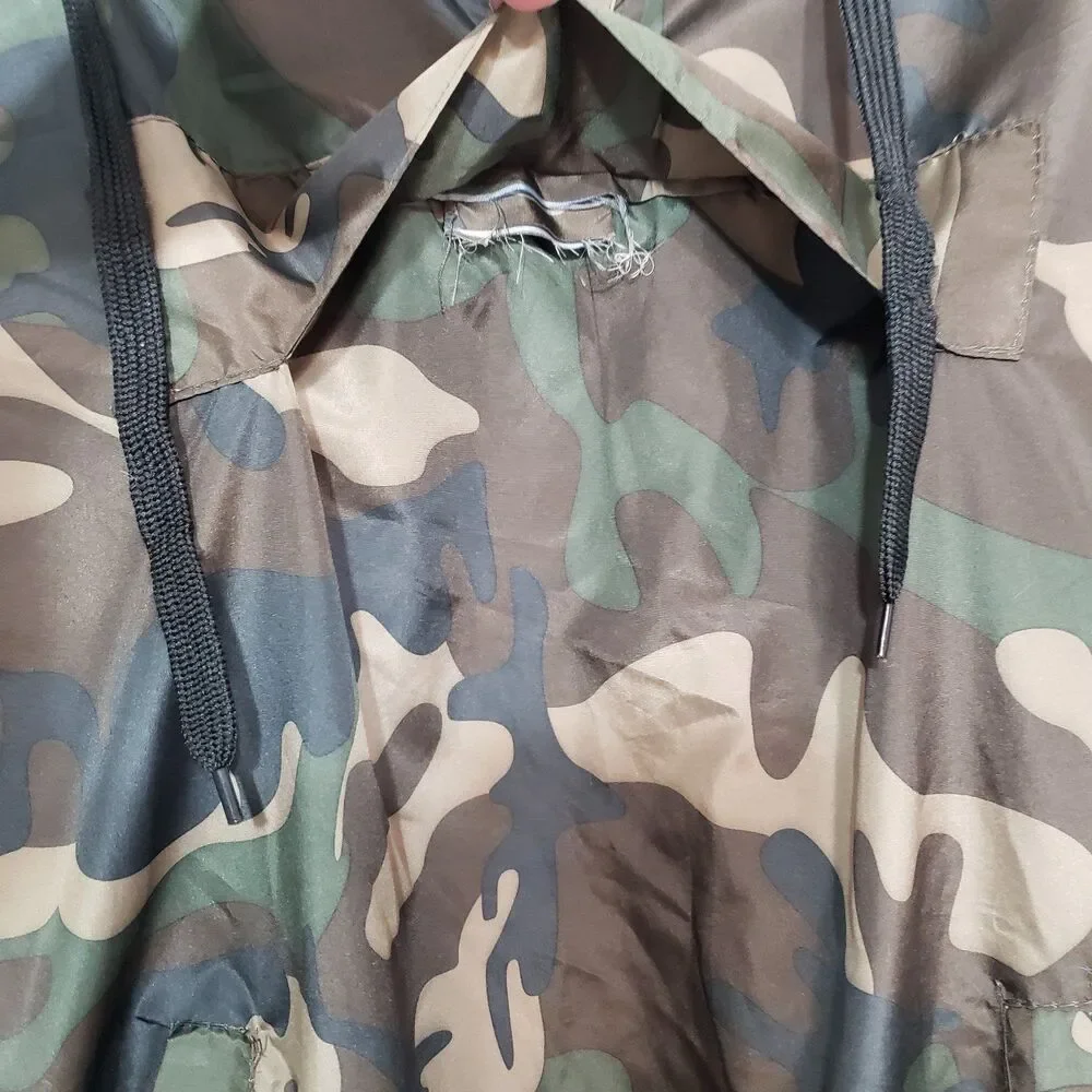 G-NET Men's Camo Pullover Hoodie Lightweight Jacket / Raincoat, Size Medium